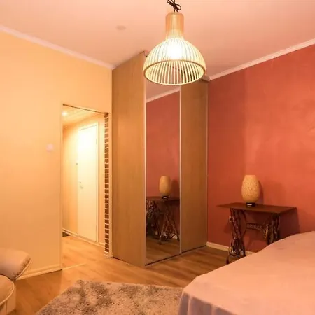 Apartment Comfortable Close To Old Town And Parks *